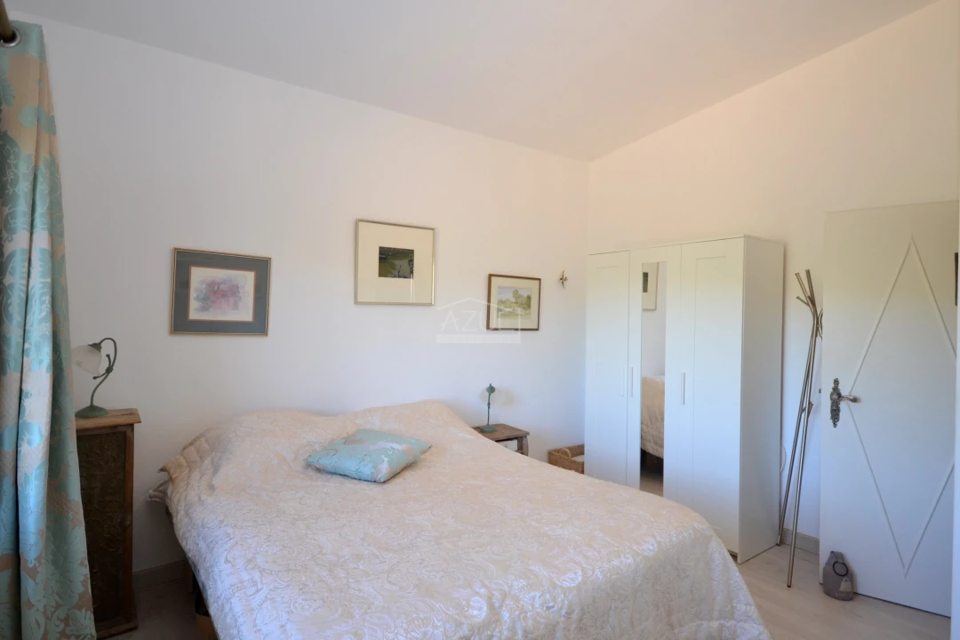 Moradia T2 para Venda em Loule (São Sebastião) Foto 30