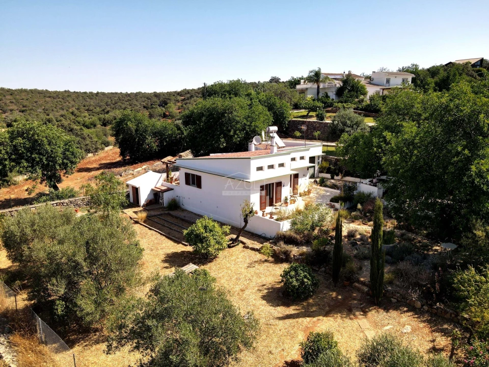 Moradia T2 para Venda em Loule (São Sebastião) Foto 48