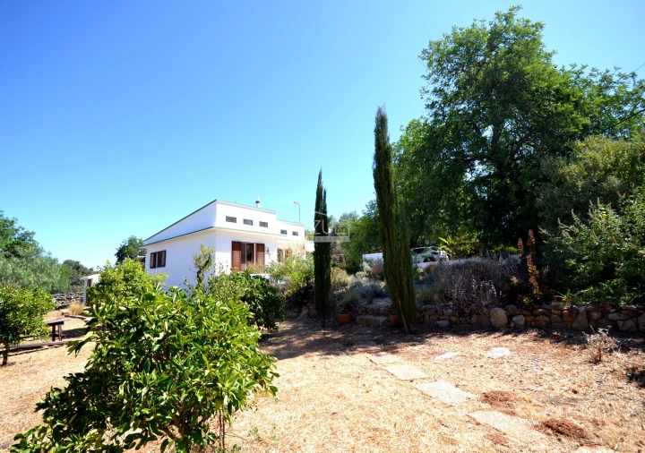 Moradia T2 para Venda em Loule (São Sebastião) Foto 47