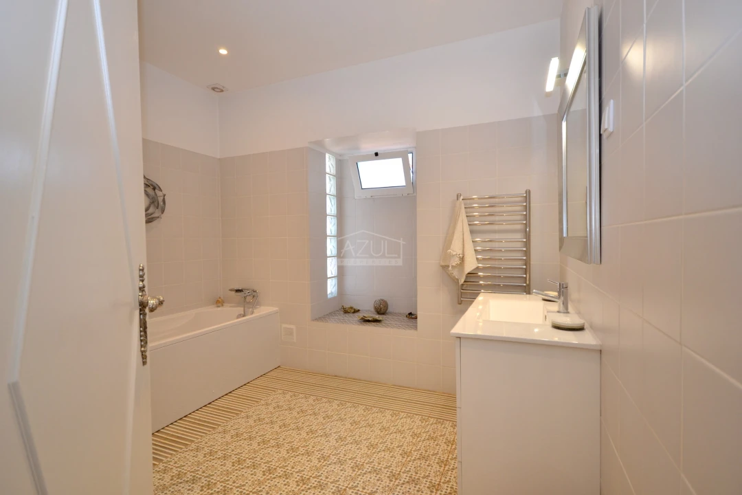 Moradia T2 para Venda em Loule (São Sebastião) Foto 32