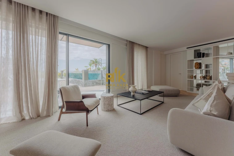 Apartamento T2 para Venda em Funchal (Se) Foto 2