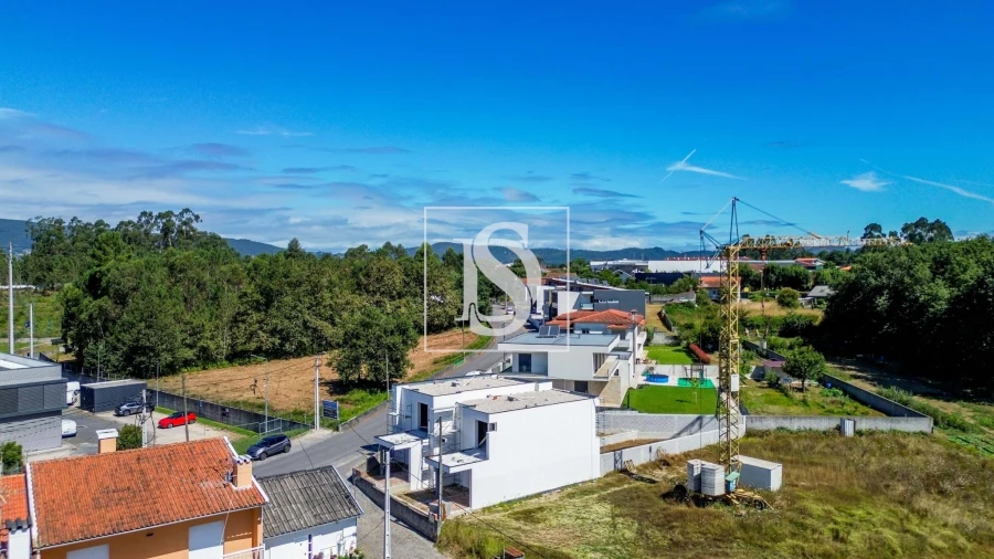 Moradia T3 para Venda em Tamel (São Verissimo) Foto 1