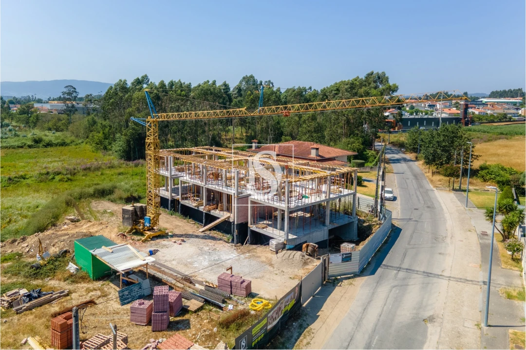 Moradia T3 para Venda em Manhente Foto 1