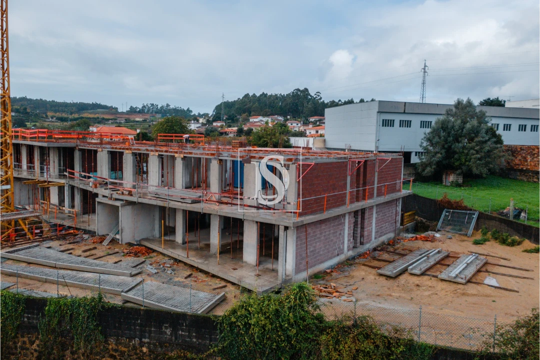 Apartamento T3 para Venda em Gamil e Midões Foto 2