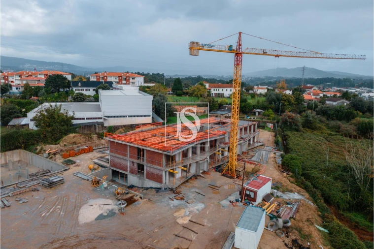 Apartamento T3 para Venda em Gamil e Midões Foto 6