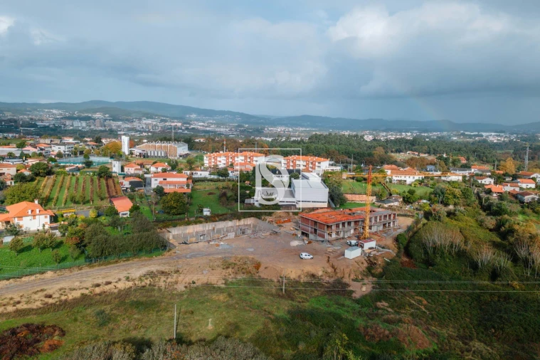 Apartamento T3 para Venda em Gamil e Midões Foto 12