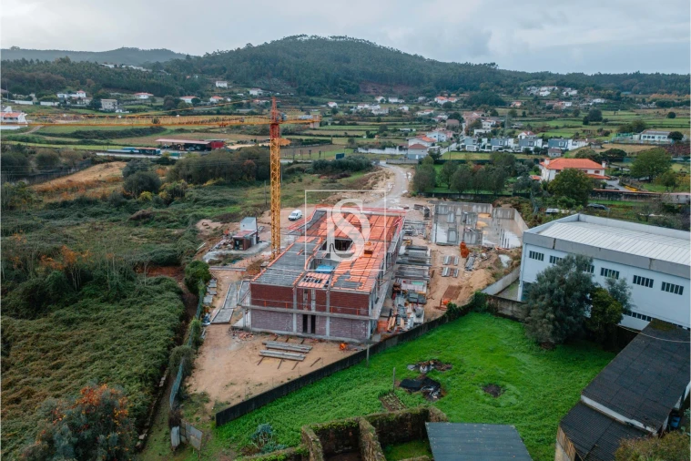 Apartamento T3 para Venda em Gamil e Midões Foto 3