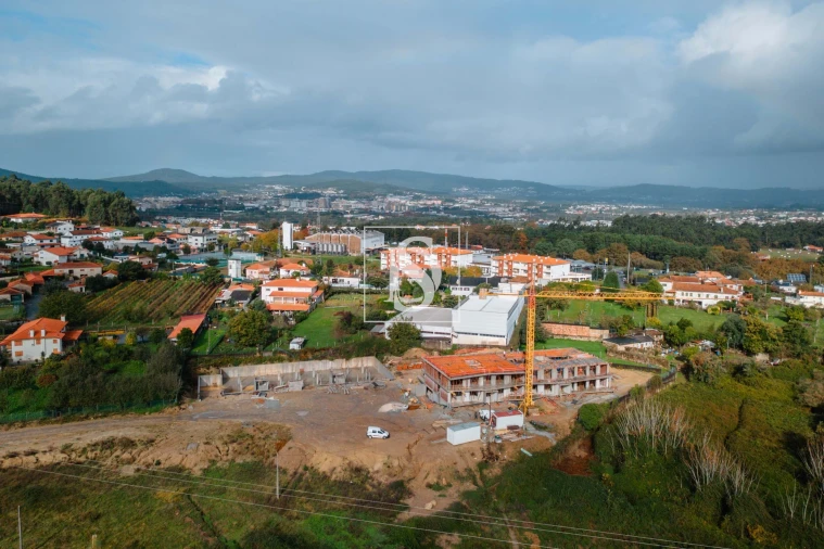 Apartamento T3 para Venda em Gamil e Midões Foto 11
