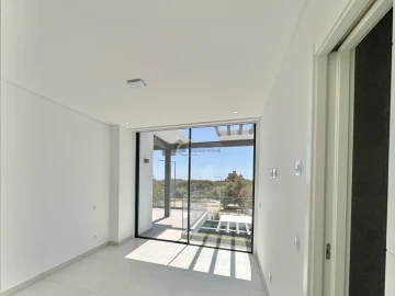 Moradia T4 para Venda em Albufeira e Olhos de Água