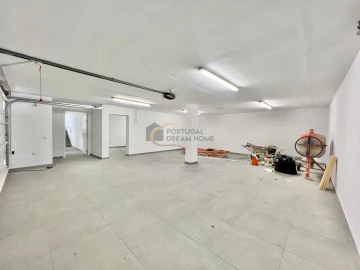 Moradia T4 para Venda em Albufeira e Olhos de Água
