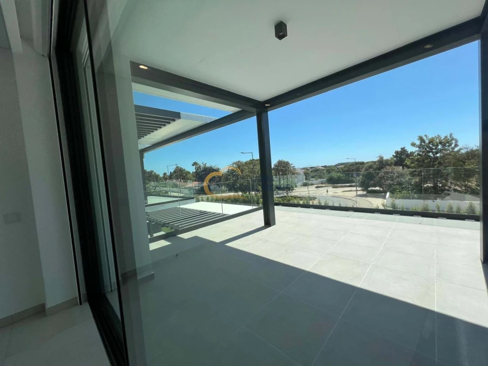 Moradia T4 para Venda em Albufeira e Olhos de Água Foto 54