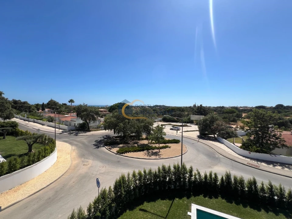 Moradia T4 para Venda em Albufeira e Olhos de Água Foto 88