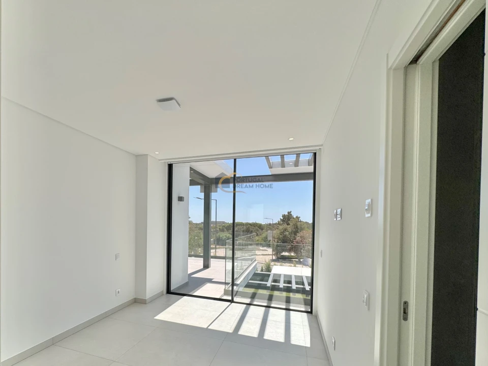 Moradia T4 para Venda em Albufeira e Olhos de Água Foto 63