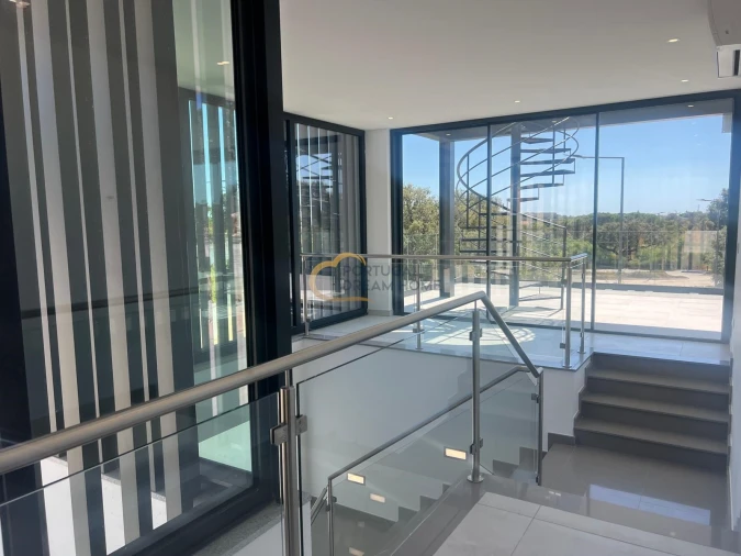 Moradia T4 para Venda em Albufeira e Olhos de Água Foto 46
