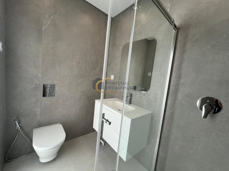 Moradia T4 para Venda em Albufeira e Olhos de Água Foto 36