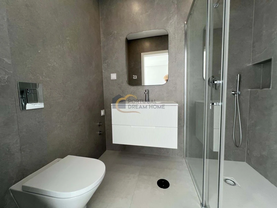 Moradia T4 para Venda em Albufeira e Olhos de Água Foto 52