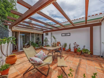 Moradia T2 para Venda em Loule (São Sebastião)