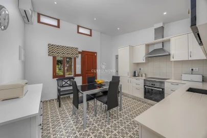 Moradia T2 para Venda em Loule (São Sebastião)