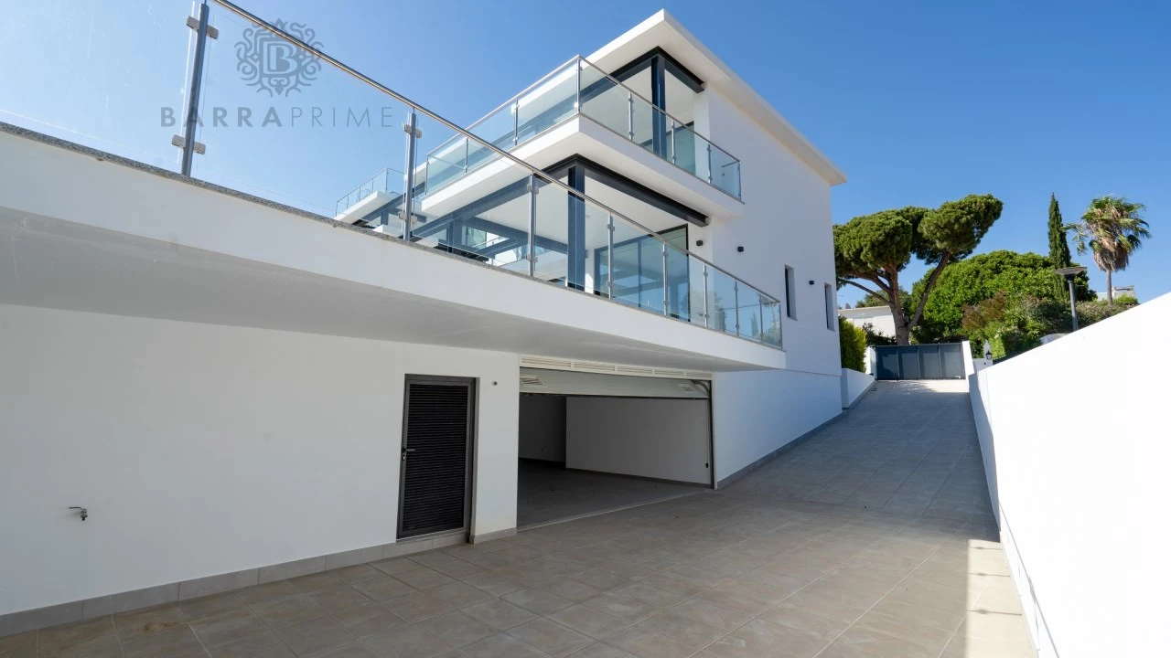 Moradia T4 para Venda em Albufeira e Olhos de Água Foto 33