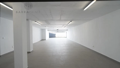 Moradia T4 para Venda em Albufeira e Olhos de Água