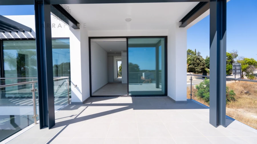 Moradia T4 para Venda em Albufeira e Olhos de Água Foto 28