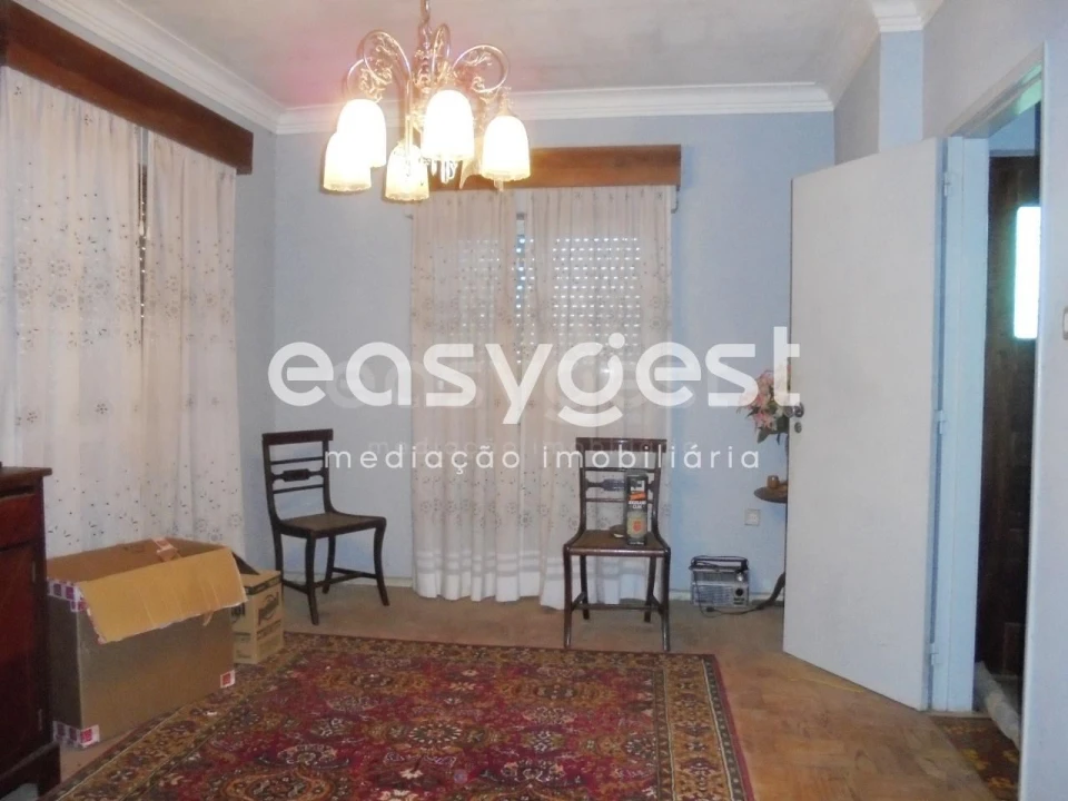 Moradia T3 para Venda em Nossa Senhora do Pranto Foto 3