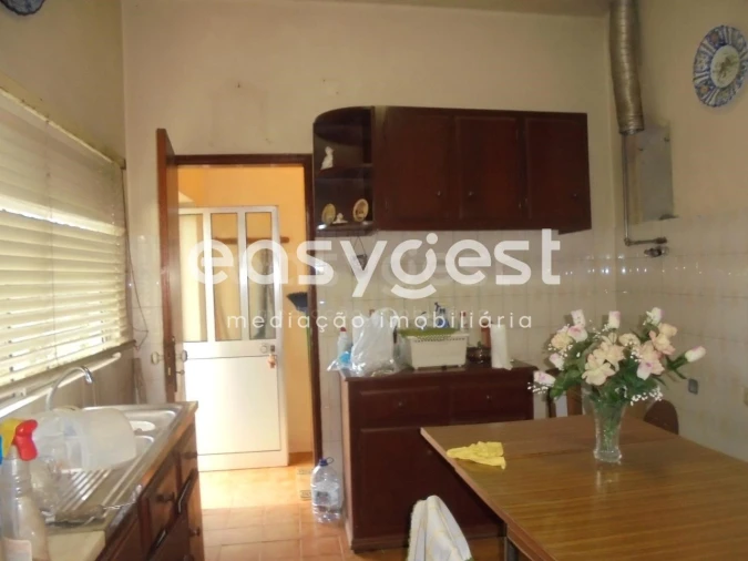 Moradia T3 para Venda em Nossa Senhora do Pranto Foto 16