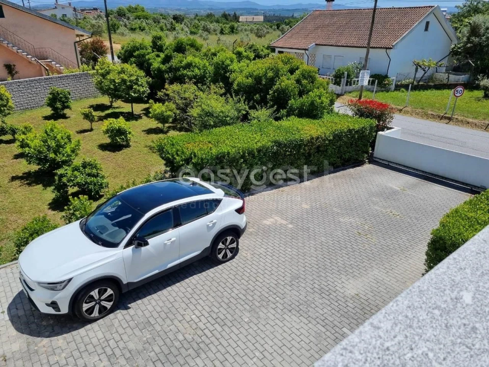 Moradia T4 para Venda em Travanca de Lagos Foto 16