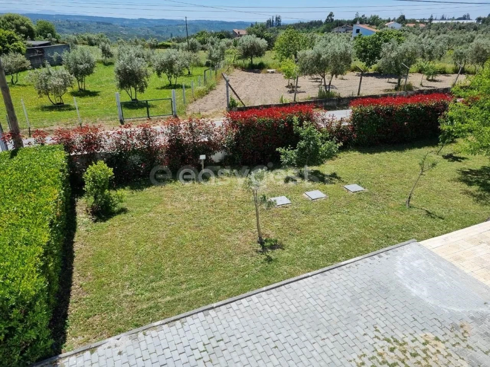 Moradia T4 para Venda em Travanca de Lagos Foto 17