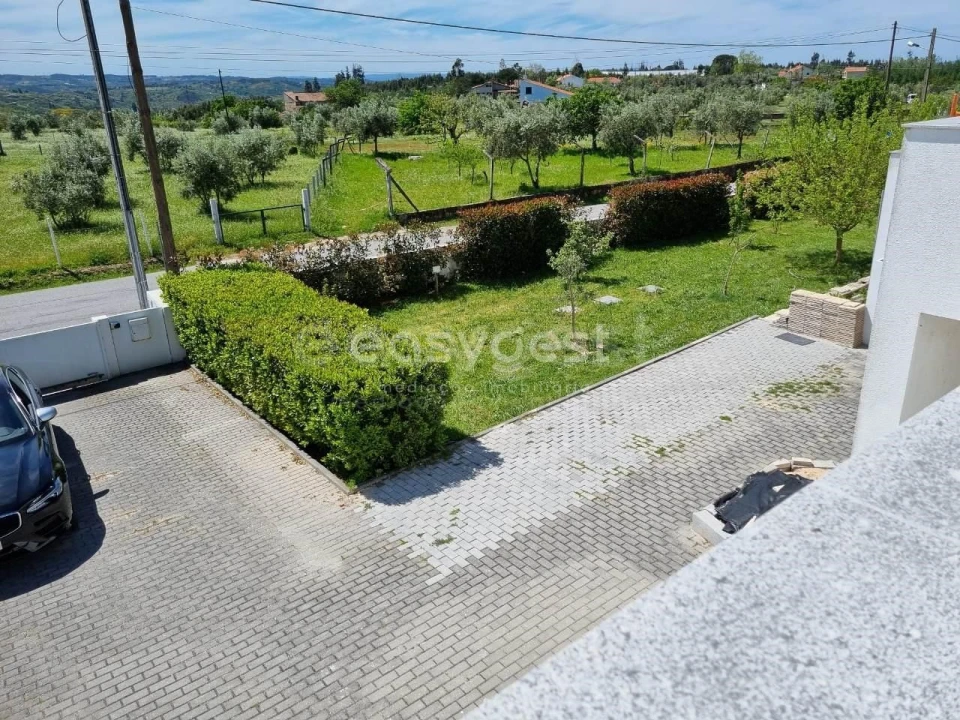 Moradia T4 para Venda em Travanca de Lagos Foto 26