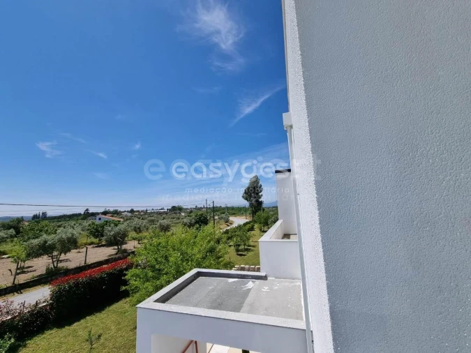 Moradia T4 para Venda em Travanca de Lagos Foto 24