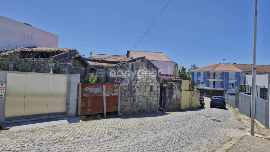 Terreno para Venda em São Mamede de Infesta e Senhora da Hora Foto 1