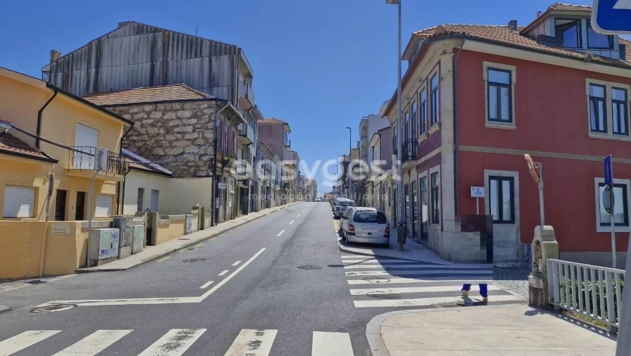 Terreno para Venda em São Mamede de Infesta e Senhora da Hora Foto 3