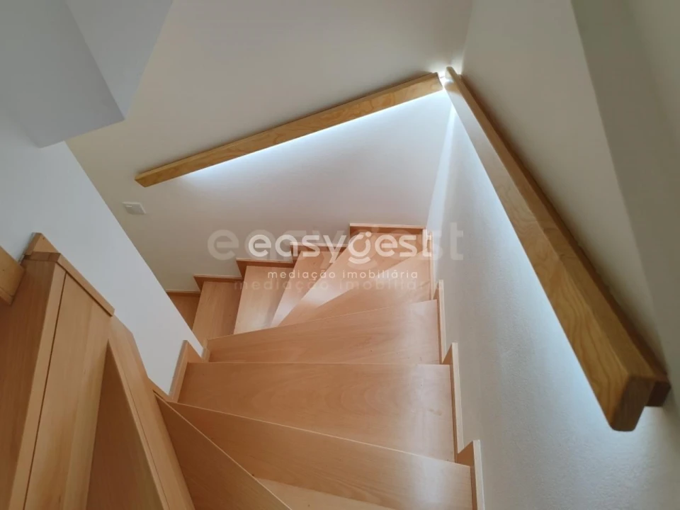 Apartamento T2 para Venda em Estrela Foto 25
