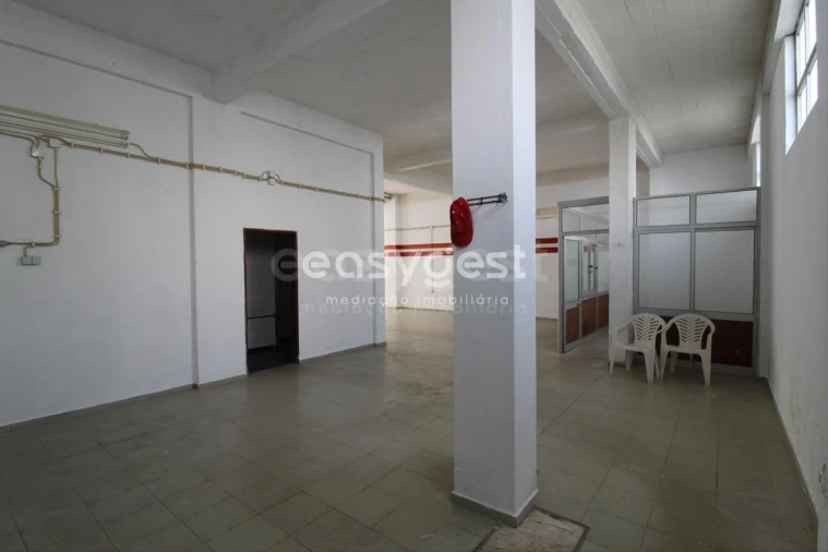 Loja para Venda em Portimão Foto 8