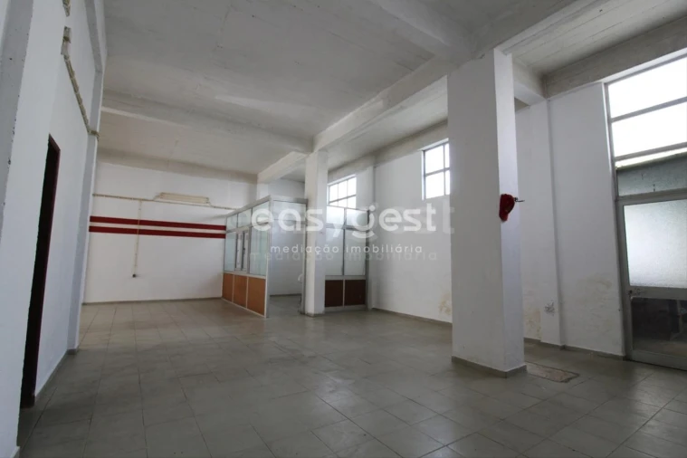 Loja para Venda em Portimão Foto 9