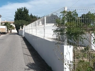 Terreno para Venda em Albufeira e Olhos de Água