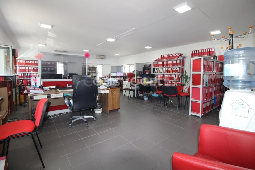 Escritório para Venda em Assafarge e Antanhol Foto 1