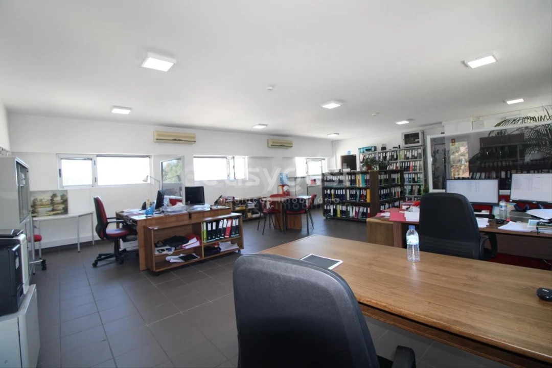 Escritório para Venda em Assafarge e Antanhol Foto 1