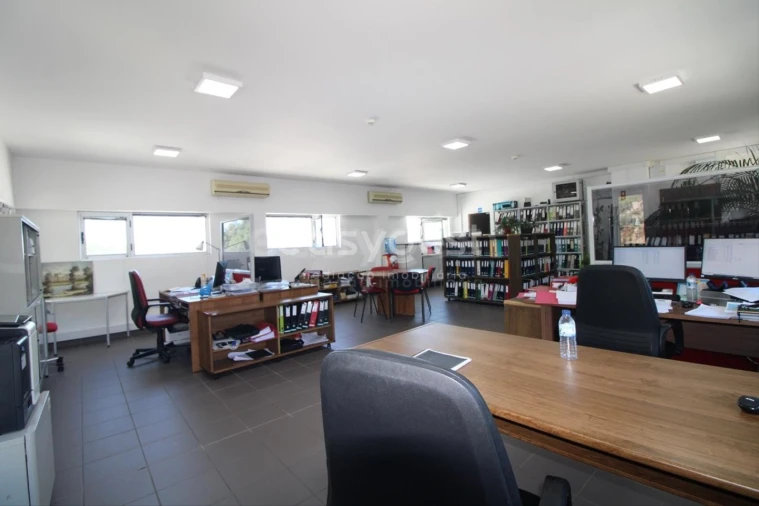 Escritório para Venda em Assafarge e Antanhol Foto 1