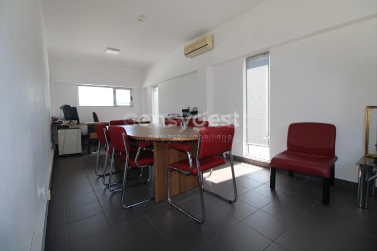Escritório para Venda em Assafarge e Antanhol Foto 3