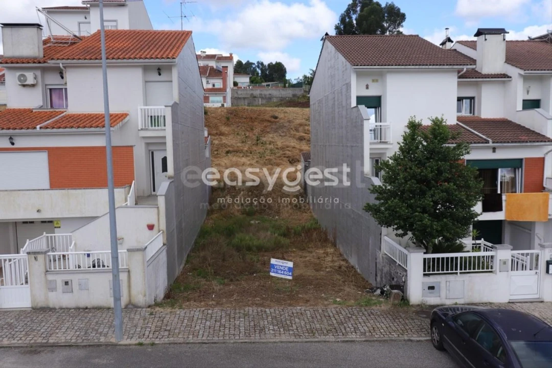 Terreno para Venda em Mundão Foto 1