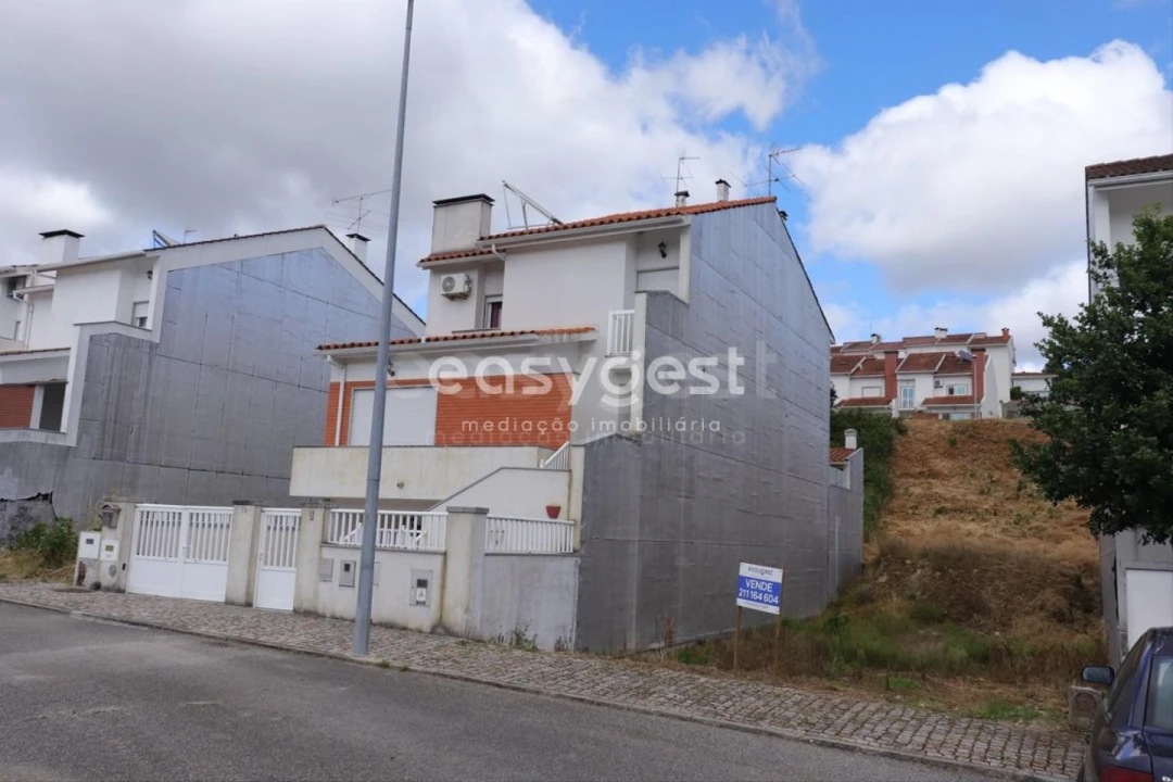 Terreno para Venda em Mundão Foto 4