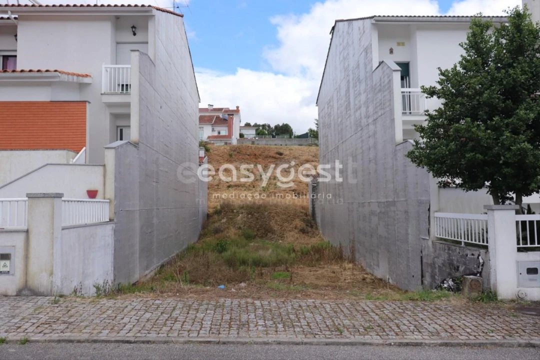 Terreno para Venda em Mundão Foto 10