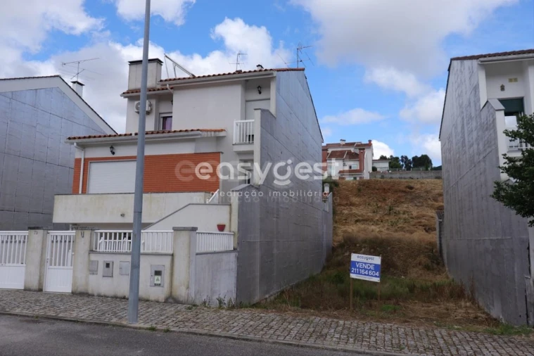 Terreno para Venda em Mundão Foto 3
