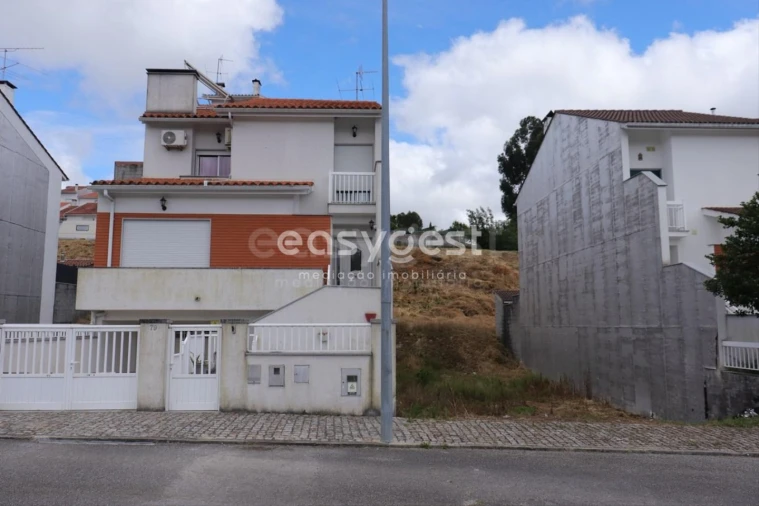 Terreno para Venda em Mundão Foto 12