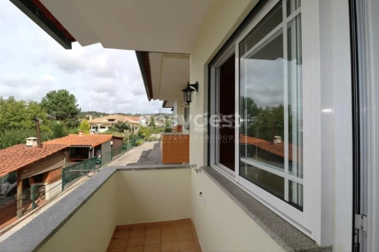 Moradia T3 para Venda em Branca Foto 7