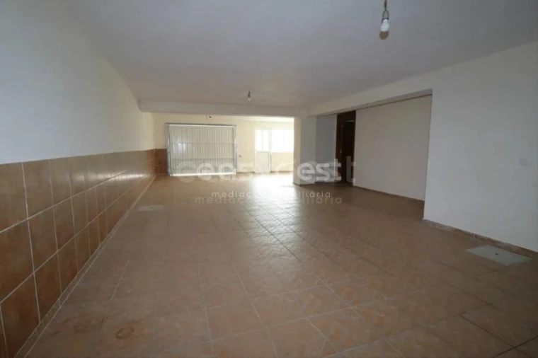 Moradia T3 para Venda em Branca Foto 30