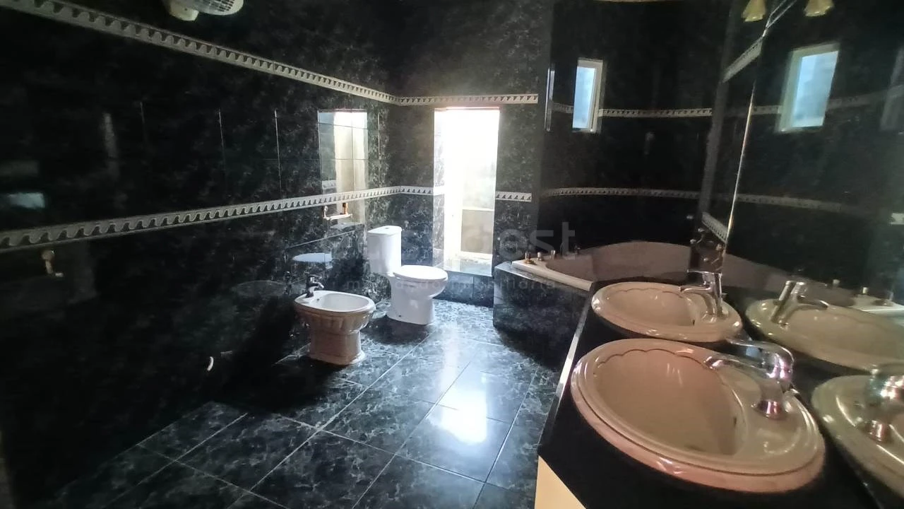 Moradia T3 para Venda em Batalha Foto 16