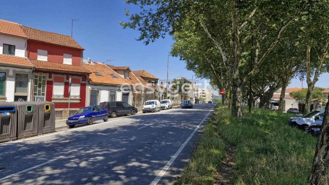 Terreno para Venda em Paranhos Foto 9